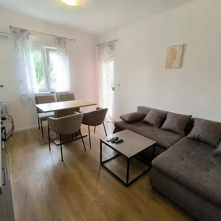 Kvarner Hill Apartment