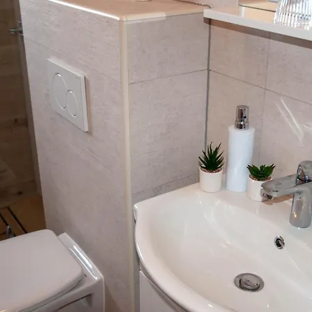 Kvarner Hill Apartment Viskovo